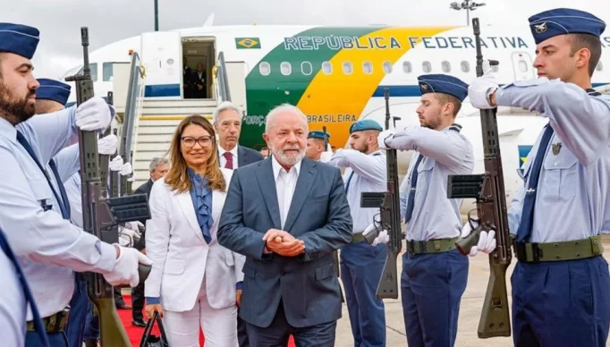 Lula-chega-a-Lisboa-960x640