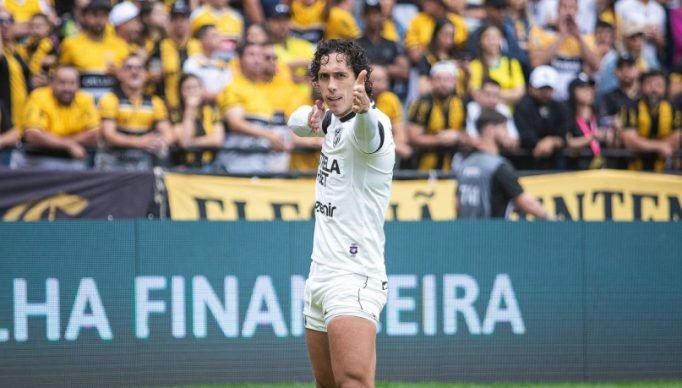 1_fwrp7y4xgaayggv-22043130