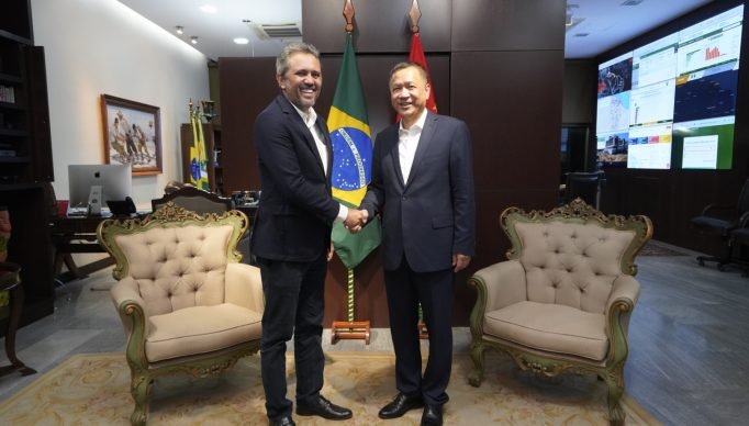 230511_GOV-RECEBE-VISITA-PREF-XIAMEN-CHINA_CG5261_4