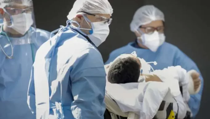 Coronavirus-Covid19-Hospital-HRAN-Ambulancia-Enfermeira-Socorrista-Bmbeiros-2-1-1024x683-1-868x644-1