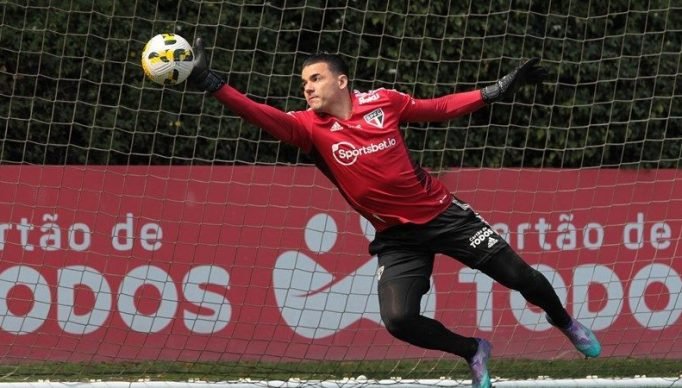 Felipe-Alves-goleiro