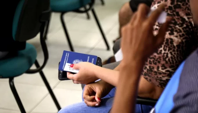 Onde-tirar-carteira-de-trabalho-em-Fortaleza-1-1140x670