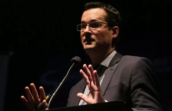 TSE-cassa-por-unanimidade-mandato-de-Deltan-Dallagnol-20-600x400