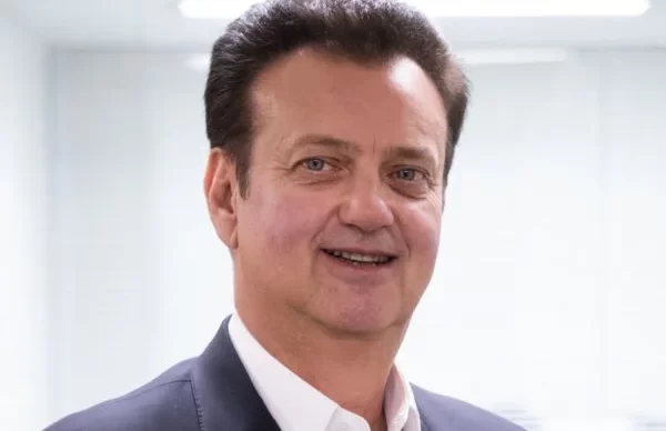 kassab-retrato-600x400