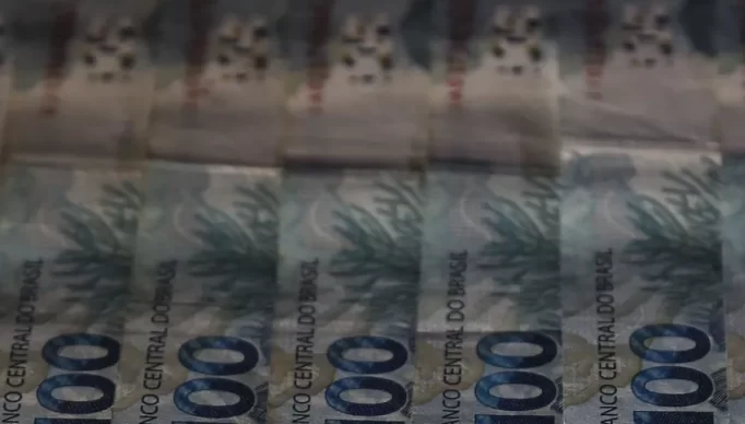 real_moedadinheiro_jfcrz_abr_1701220044_1