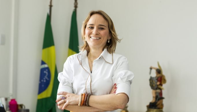 secretaria_fazenda_fernanda_pacobahyba_11-18236683
