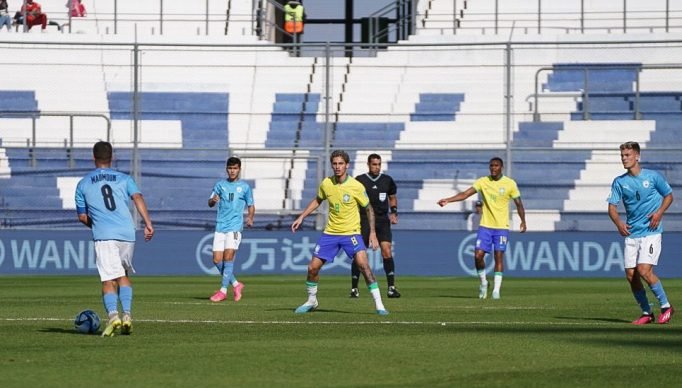 Selec-o-Brasileira-Sub-20-Israel