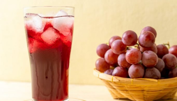 fresh-grape-juice-1000x438