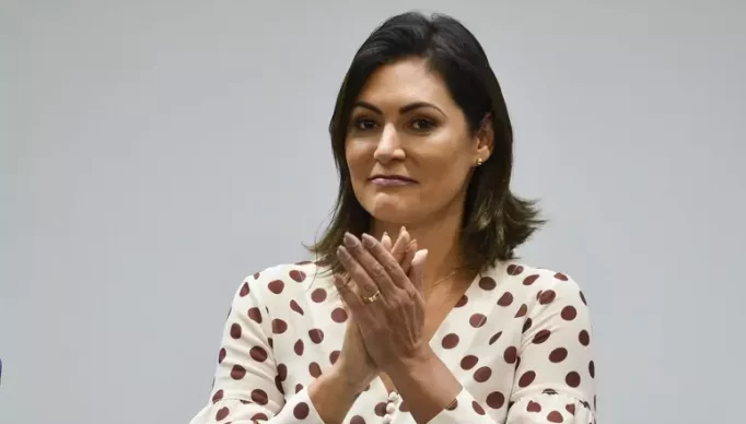 michelle_bolsonaro-rl03akugbqsl