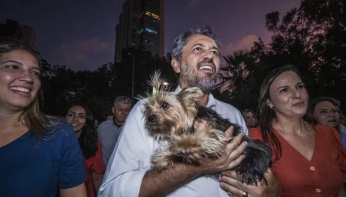 1_elmano_sanciona_criacao_de_secretaria_da_protecao_animal_2-22791535