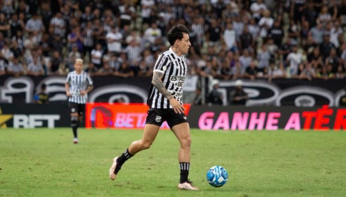 1_jean_carlos_ceara_jogo_avai_castelao_brasileirao_serie_b-22482804