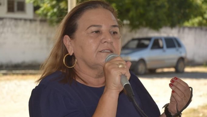 Eliria-Queiroz