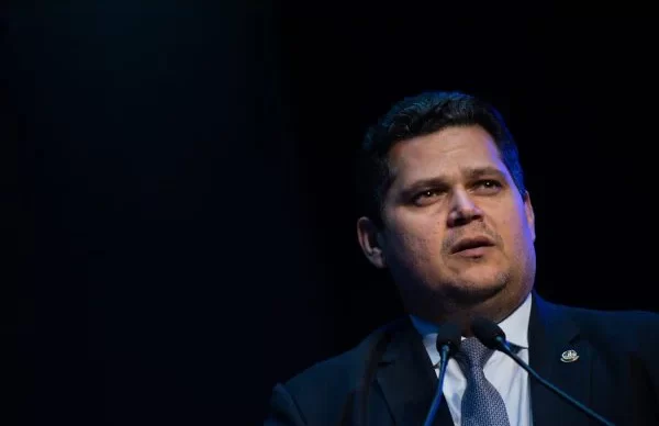 Evento-de-lançamento-da-pré-candidatura-à-presidência-da-república-do-presidente-nacional-do-União-Brasil-Luciano-Bivar-7-600x400