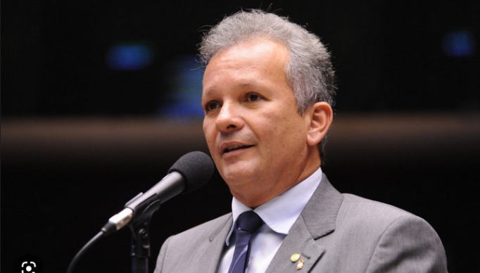 Screenshot 2023-04-16 at 17-34-41 andré figueiredo - Pesquisa Google