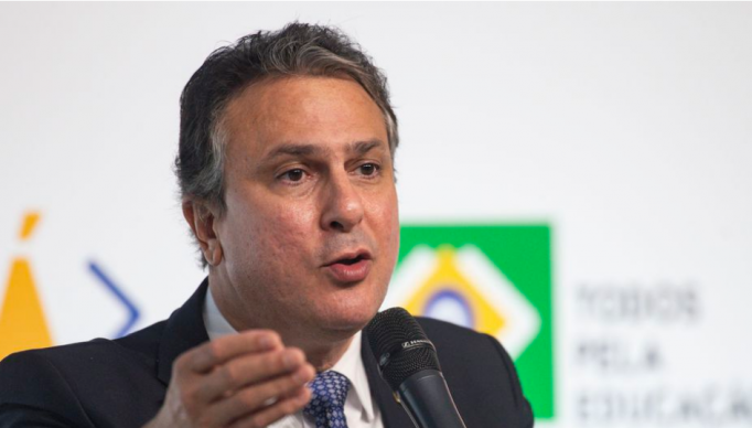 Screenshot 2023-07-28 at 09-49-32 Camilo planeja medidas para garantir que jovens terminem o ensino médio - Cn7 - Sem medo da notícia