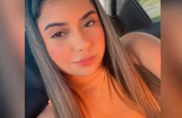 jovem-acha-estar-gravida-por-48-horas-1-600x400