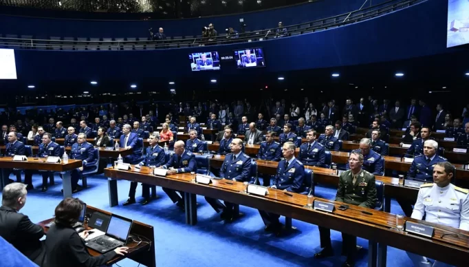 103505754-plenario-do-senado-federal-durante-sessao-solene-do-congresso-nacional-destinada-a-celebra