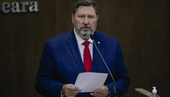 1_assembleia_legislativa_104-15769497