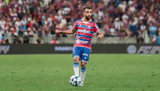 1_caio_alexandre_fortaleza_jogo_libertad_copa_sul_americana__2_-23003443