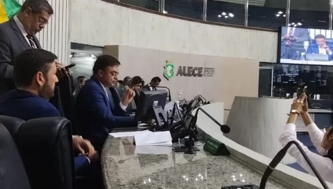 1_cpi_enel_foto_fernand_santana_vitor_magalhaes-22927753