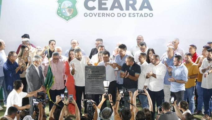 INAUGURAÇAO DETRAN E PEFOCE DE ITAPIPOCA COM A PRESENCA DO GOVERNADOR ELMANO DE FREITAS

FOTOS: THIAGO GASPAR/ GOV. DO CEARA

TAGS: PEFOCE, DETRAN, ITAPIPOCA, ELMANO DE FREITAS, LIA FREITAS