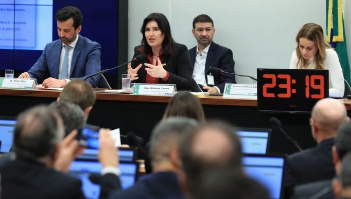 Brasília (DF) 30/09/2023 Ministra do Planejamento e Orçamento, Simone Tebet, participa de audiência pública na Comissão Mista de Orçamento. Foto Lula Marques/ Agência Brasil