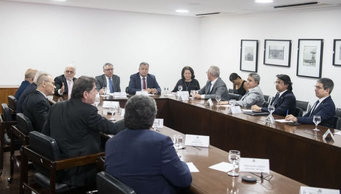 08/08/2023 | Reunião com Líderes do Senado Federal.
Foto: Henrique Raynal/CC