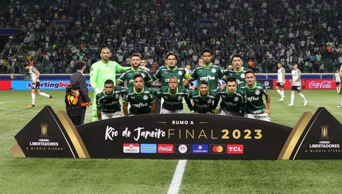 O time da SE Palmeiras, posa para foto em jogo contra a equipe do C Atlético Mineiro, durante partida válida pela oitava de final, volta, da Copa Libertadores, na arena Allianz Parque. (Foto: Cesar Greco/Palmeiras/by Canon)