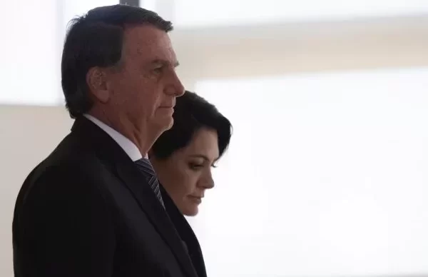 Bolsonaro-e-Michelle-600x400