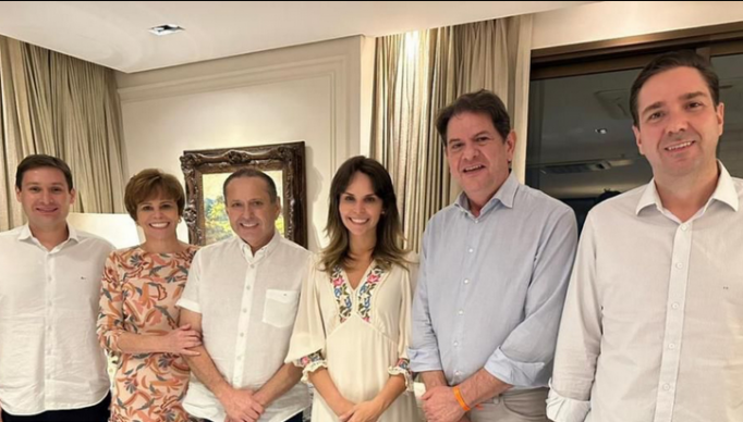 Screenshot 2023-08-16 at 00-36-41 Roberto Moreira