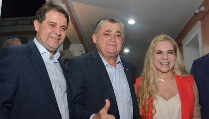 Screenshot 2023-08-26 at 17-49-52 guimaraes-luizianne-e-evandro.jpg (imagem JPEG 956 × 892 pixels) - Redimensionada (81%)