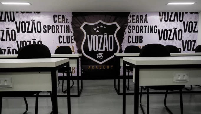 Voz-o-Academy