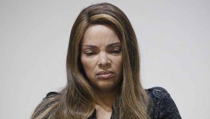 A deputada federal Flordelis, fala sobre a morte de seu marido, o pastor Anderson do Carmo.