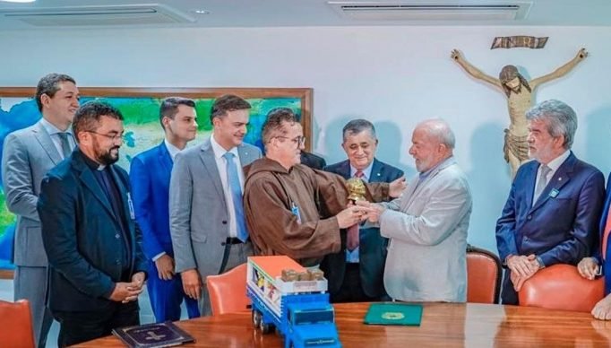 lula-sancao-lei-pau-de-arara-patrimonio-nacional-1-e1690924519547