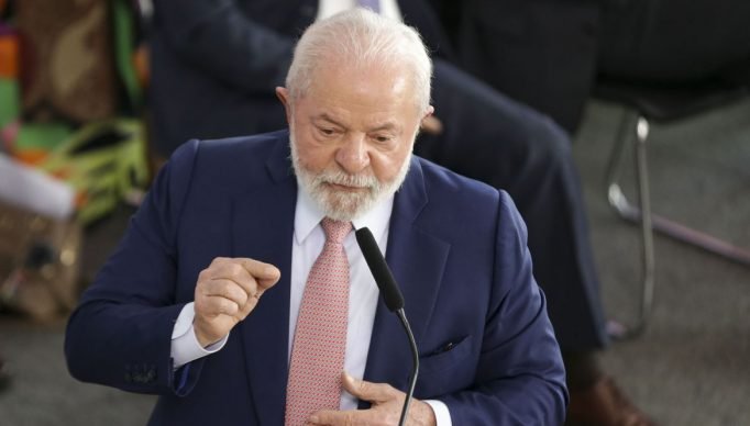 Brasília (DF), 13/07/2023 - O presidente Luiz Inácio Lula da Silva durante cerimônia de assinatura do projeto de lei que cria o novo programa Minha Casa, Minha Vida. Foto: Marcelo Camargo/Agência Brasil