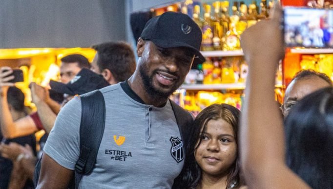 1_ceara_embarque_novorizontino-23430827