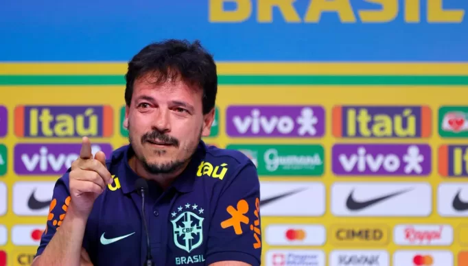 F6uynozXwAArSv_-e1695494833490