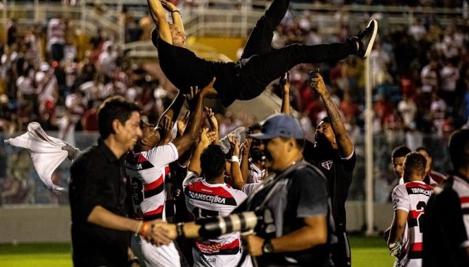 ferroviario_ce_vence_maranhao_nos_penaltis_serie_d