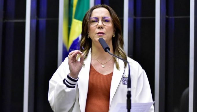Discussão e votação de propostas. Dep. Delegada Katarina (PSD-SE)
