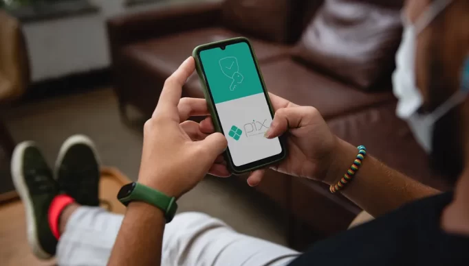 pagamento-pix-foto-giovani-oliveira