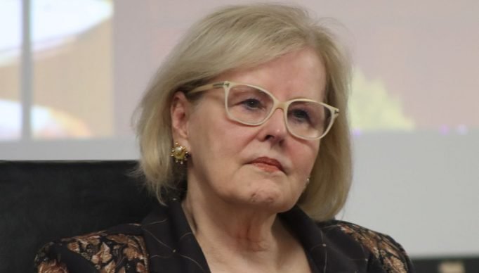 Brasília, (DF) -  31/07/2023 – A presidente do Supremo Tribunal Federal (STF) e do Conselho Nacional de Justiça (CNJ), Rosa Weber, participa do Seminário Internacional de Repressão e Assistência às Vítimas do Tráfico de Pessoas e Oficina sobre Produção de Provas no Processo Judicial nos Casos de Tráfico de Pessoas. Foto Valter Campanato/Agência Brasil.