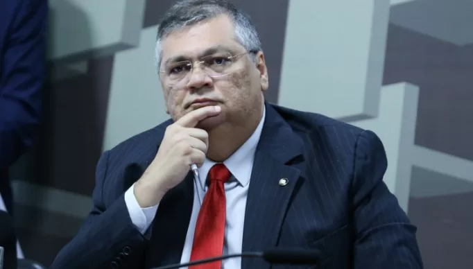 1_lula7825_10-23766427