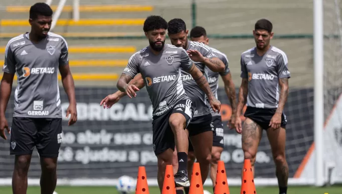 Jogadores-do-Atletico-MG-durante-treinamento