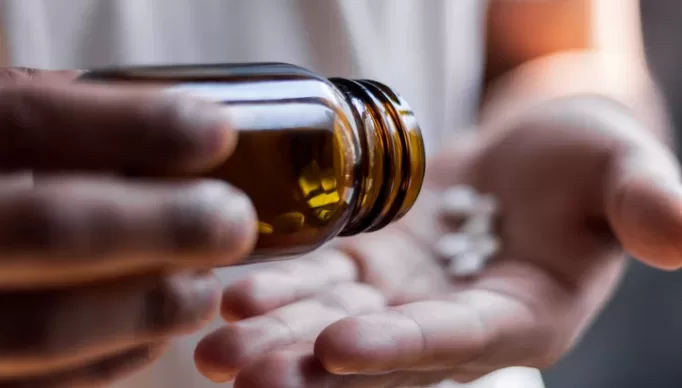 Pilula-comprimido-remedio-dipirona