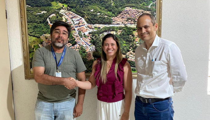 Screenshot 2023-10-11 at 17-04-08 Facebook