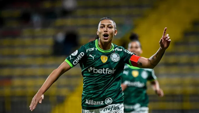 bia_zaneratto_palmeiras_brasileirao_fem_2023