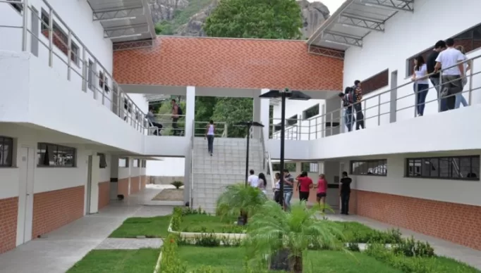 campus_IFCE_revista_central_-768x510