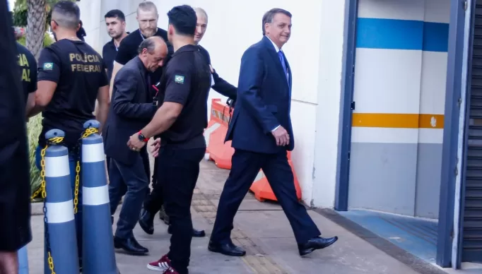 jair-bolsonaro-chega-pf