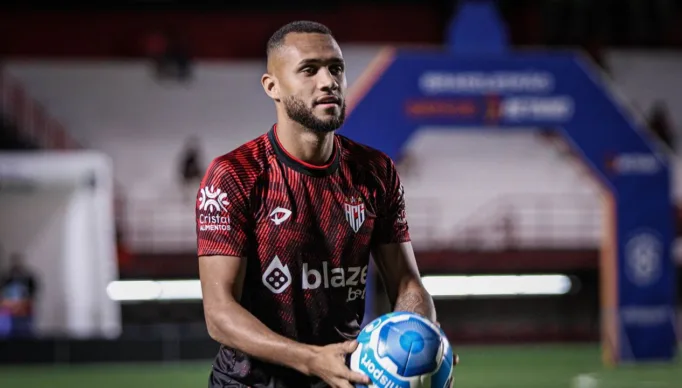 Gustavo-Coutinho-Atletico-GO