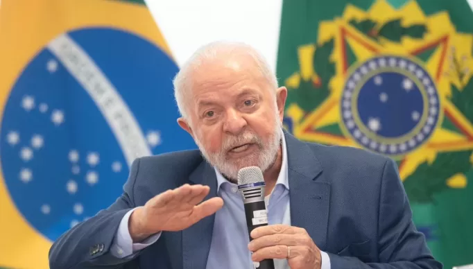 Lula-com-ministros-de-infraestrutura-2